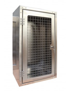 Genieteter Vitrine mit Gitter
